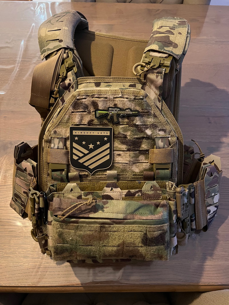 Afbeelding 1 van Warrior Assault vest Multi cam met Piepschuim platen