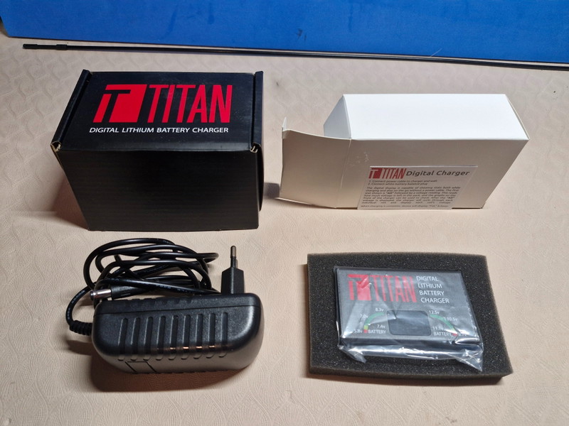 Image 1 for Titan Digital Charger V1