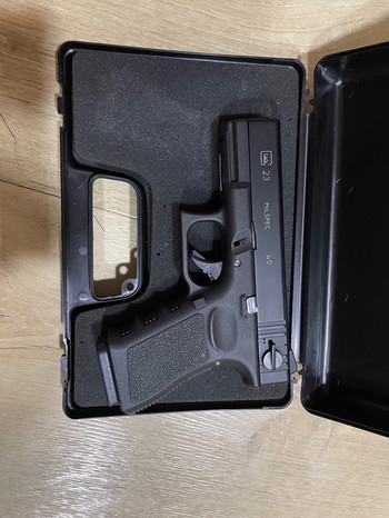Image 4 pour Glock 23 semi/full auto + valise