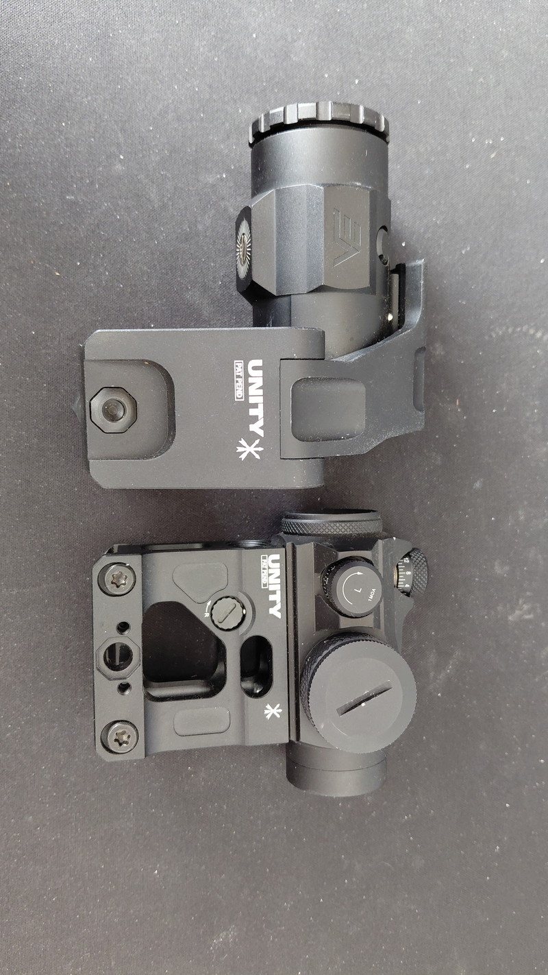 Imagen 1 de Vector Oprics met Unity mounts