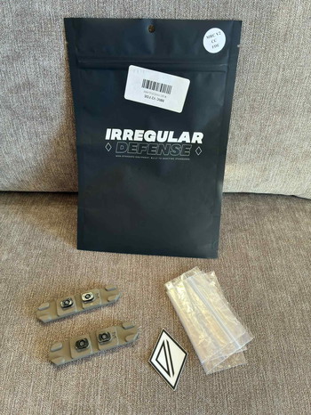 Afbeelding 3 van Irregular defense grip m lok FDE pack