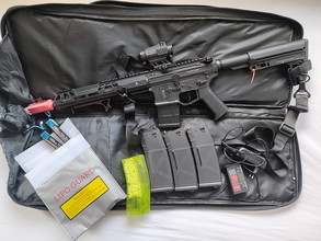 Image pour Double Eagle UTR 556 w/ red dot and tracer