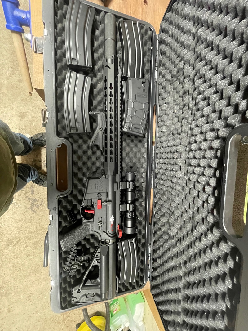 Imagen 1 de Vfc avalon Leopard Carbin Limited edition Bagadi F stamped