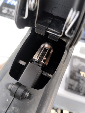 Image 2 pour Fn f2000 TITAN cybergun (NEUF) 1 partie a son actif Titan V3 basic Bloc hop up alu CNC 1 chargeur 230e