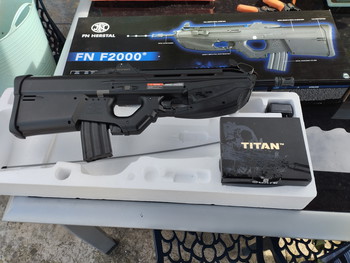 Image 3 pour Fn f2000 TITAN cybergun (NEUF) 1 partie a son actif Titan V3 basic Bloc hop up alu CNC 1 chargeur 230e