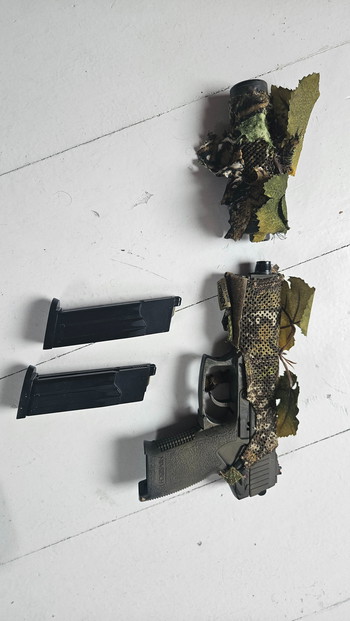 Imagen 2 de Novritsch SSX23 GBB met custom paint, camo en 2 magazines