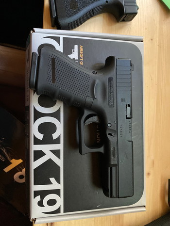 Image 2 for Glock 19 Gen4 GBB