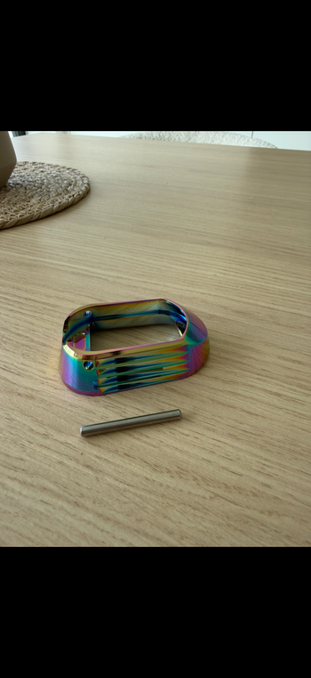 Imagen 4 de Hi-Capa Magwell Rainbow merk CowCow