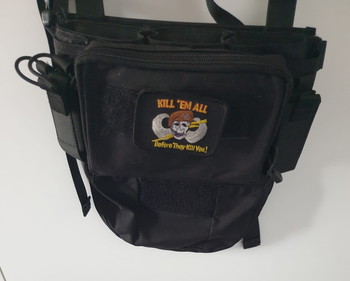 Imagen 4 de chestrig met plaats voor 6 M4 mags en extra zakje