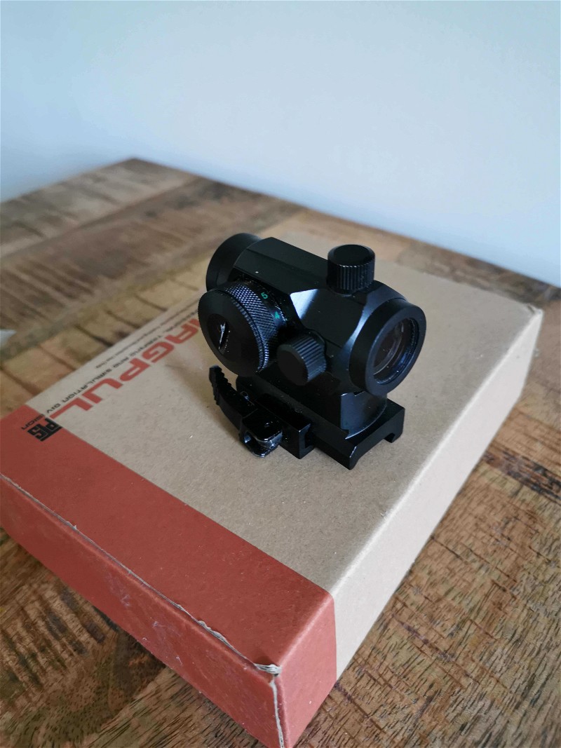 Image 1 for Holosun Replica Red-Dot Sight