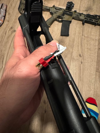 Afbeelding 3 van M16 srs met trigger en motor upgrades