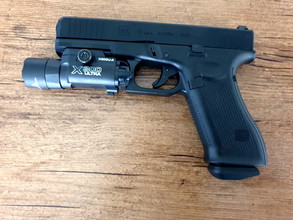 Bild für Glock 17 gen 5 with light