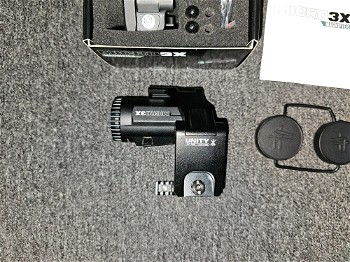 Image 2 pour Vortex Micro 3X magnifier met repro Fast Omni mount