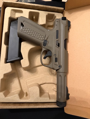 Image 2 pour Aap-01 (defect)