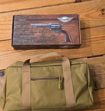 Bild 5 für Umarex Legends Colt Peacemaker CO2 - Custom Houten Grip