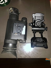 Image pour Gen1+ Analog monocular NVG + wilcox mount replica