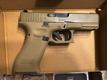 Afbeelding 3 van VFC Glock 19X Airsoft mit Metallschlitten GBB 6mm BB Coyote Tan