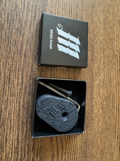 Image 1 pour Monk end cap (Black)