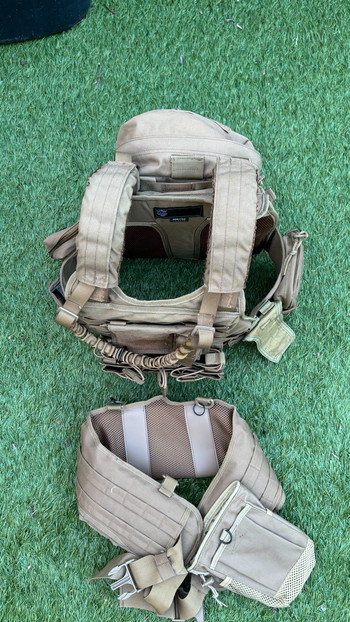 Image 5 pour 101inc special ops chestrig, 101inc diverse uitbreidingen,sling, 101inc belt en Warrior Assault Universal Pistol Holster