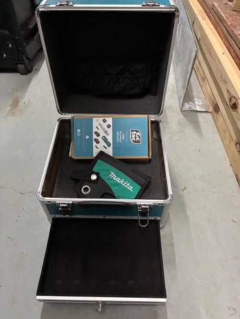 Bild 3 für Makita kit AAP01 en extra