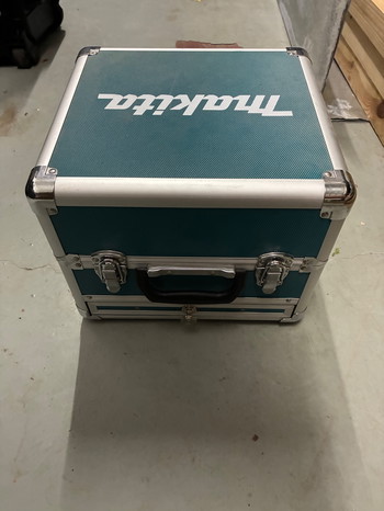 Bild 4 für Makita kit AAP01 en extra