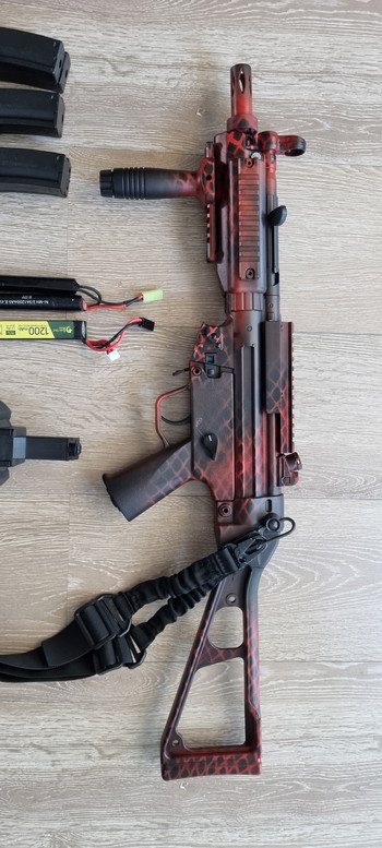 Afbeelding 2 van Airsoft replica + extra's