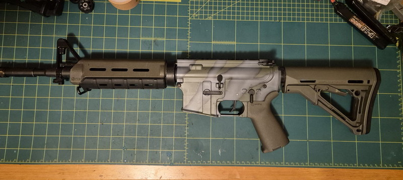 Bild 1 für Custom lightweight m4 met magpul spul, leuk als backup