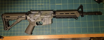Bild 2 für Custom lightweight m4 met magpul spul, leuk als backup