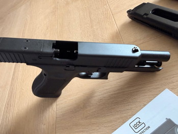 Immagine 3 di Umarex Glock 17 gen5 MOS