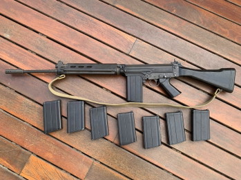 Image 2 for VFC FN FAL with steel and real parts