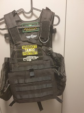 Image for invader gear plate carrier , met patches