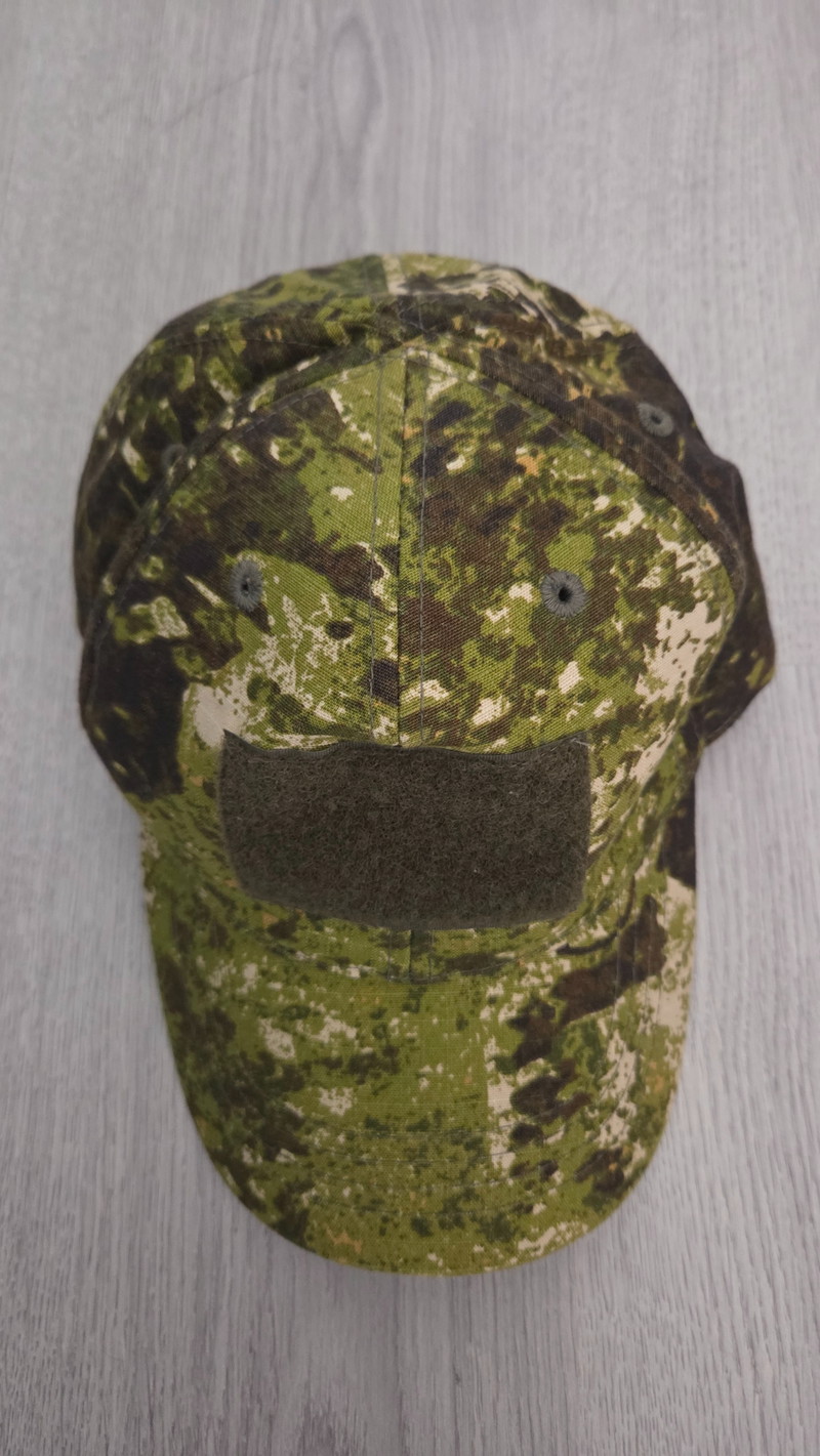 Image 1 for Leo Kohler Phantomleaf camouflage pet cap
