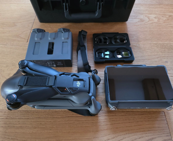 Image 3 pour DJI Mavic 4 Pro 512 GB Creator Combo RC Pro 2 Jahre Care Refresh Drohne Copter