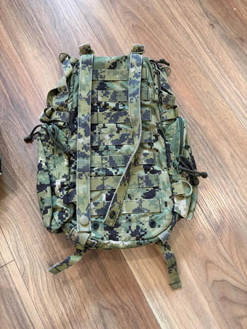 Imagen 2 de Eagle industries MMAC-R 2012 aor2 + pouches and B-tap backpack, all original