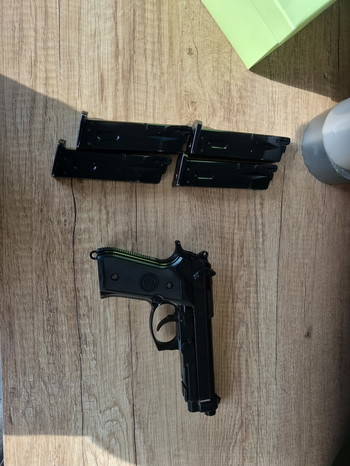 Bild 2 für we beretta m9 met full auto functie