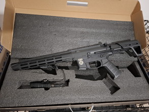 Imagen para Novritisch SSR9 AEG + 3 Mags + Flashlight (With pressure switch) + Angled front grip