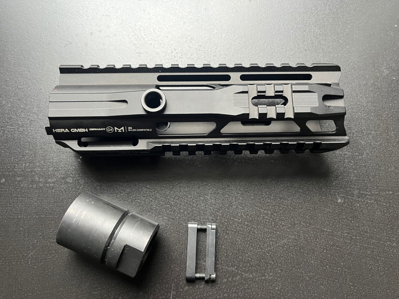 Image 1 pour HERA IRS M4 Handschutz Handguard Vorderschaft QUAD Gen4 7 Zoll mit barrelnut AR15 / AR-15 real steel