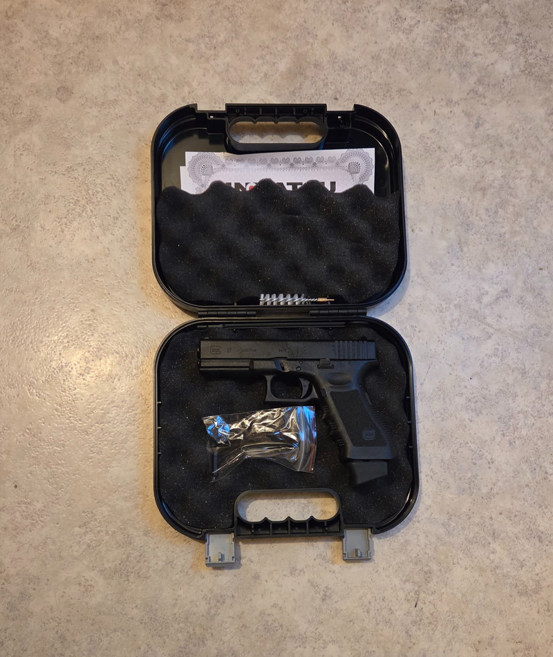 Afbeelding 1 van Glock 17 Gen.3 Blowback CO2 by VFC & Inokatsu