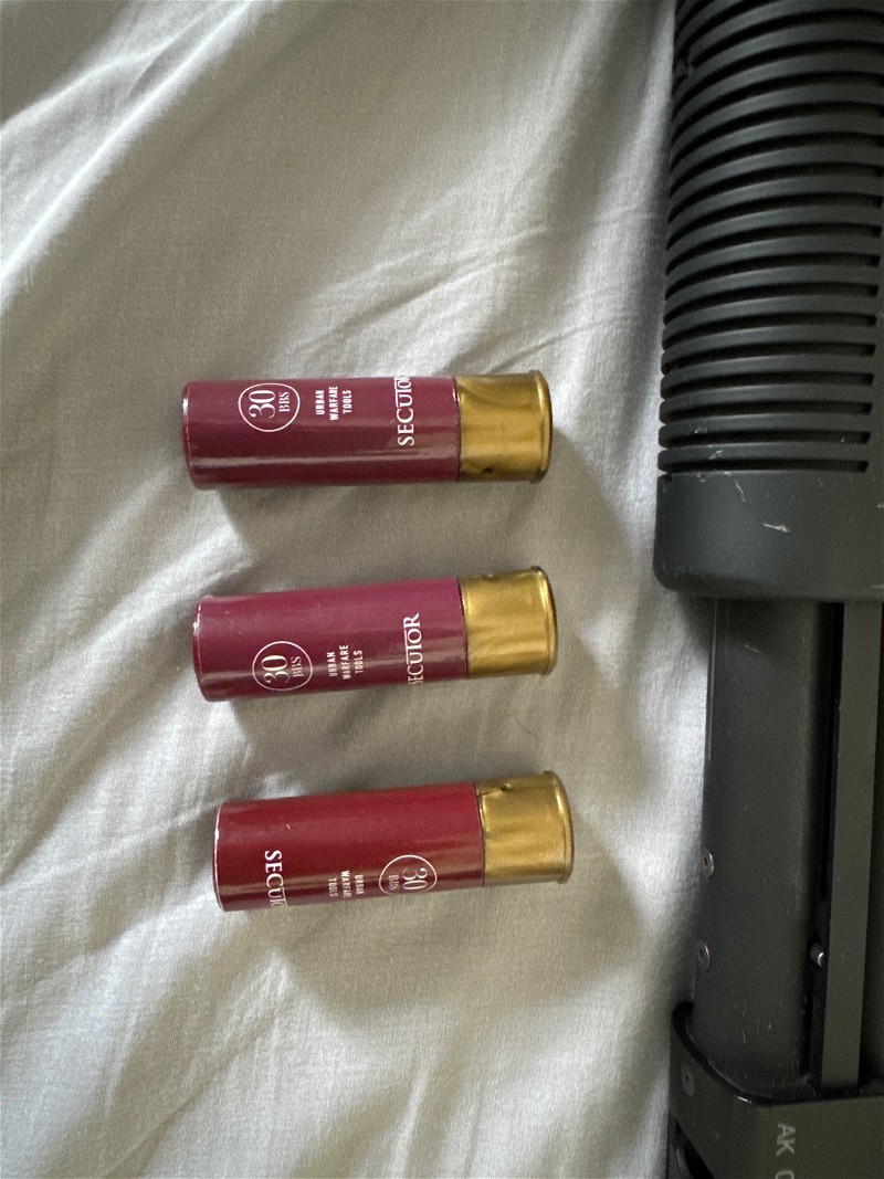 Image 1 for Spring shotgun + 3 shells