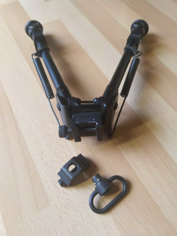 Bild 3 für Bipod + Rifle Sling Swivel Mount Push Button Release.