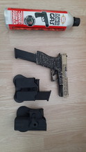 Image for WE glock 17 ivory edition inclusief extra's