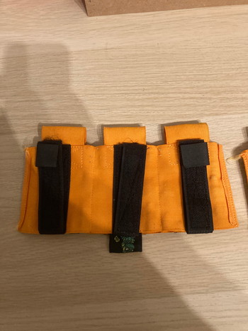 Image 3 for 2x orange pouch