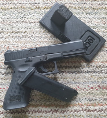 Afbeelding 3 van GLOCK 17 GEN5 | GBB | UMAREX + ORIGINELE  G17  GLOCK STAANDER