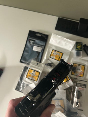 Afbeelding 4 van Action army aap01 geupgrade met enorm veel onderdelen.