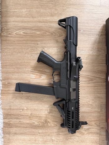 Afbeelding 2 van ARP-9 ETU Mosfet mit Magazinen und Ladegerät
