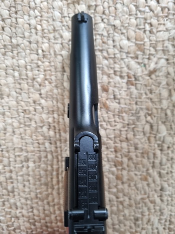 Bild 3 für Browning Hi-Power volledig metalen replica