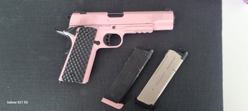 Image 2 for Pink Raven 1911