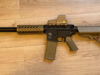 Afbeelding 4 van Specna Arms M4 + EOTech en Mock Supressor