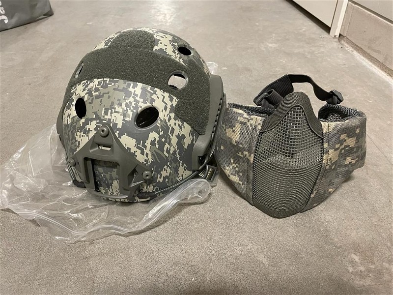 Afbeelding 1 van Jadedragon PJ Tactical Fast Helmet + Face Mesh Mask