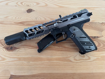 Image 3 for Full upgraded aap-01 te koop in nieuwestaat! Adaptor en tracer worden meegeleverd.